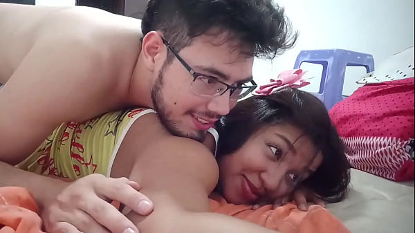 me fascina montarme en la verga y sentir toda esa carne dentro de mí cuca mojada