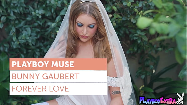 Bombastic redhead MILF bride Bunny Gaubert flashes her big boobs outdoor