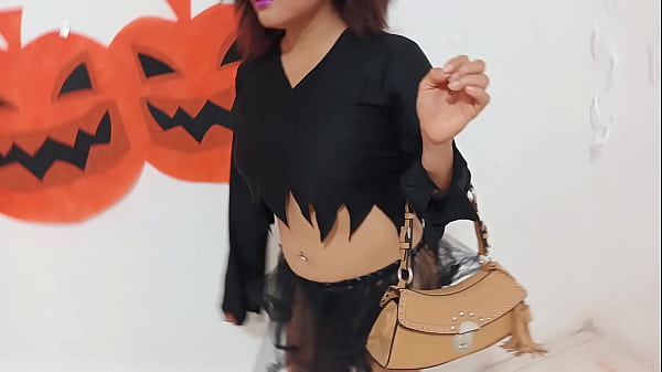 Nymphomaniac witch fucks everyone who visits her – Halloween sex