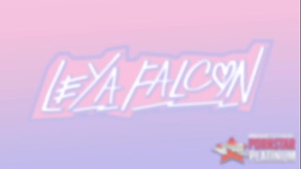 Stacked Blonde Leya Falcon Pleases Sir Goldy’s Huge Chocolate Raw!