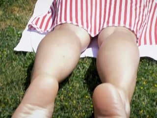 Foot Tongue Mouth and Vore – The Sly Airbnb Host