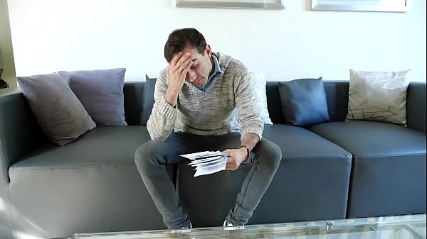 Latina Babe Ella Knox Begs To Fucked By Hung Hunk Jake Adams!